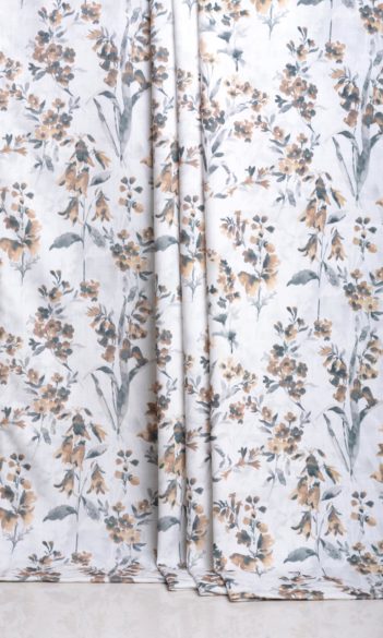 Botanical Bliss' Floral Print Curtains (Black/ Milky White) – Spiffy Spools