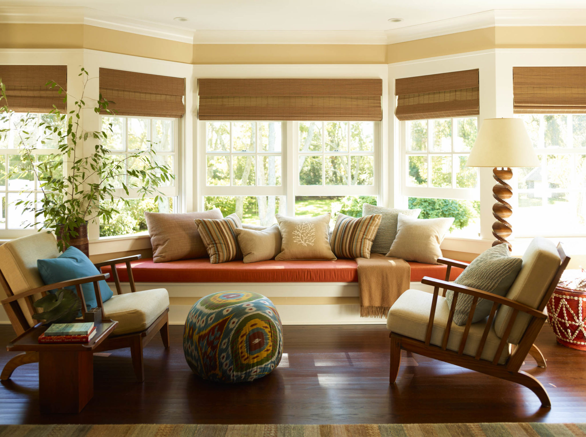 Bay Window Treatments Ideas Tips I Spiffy Spools   Ruxtonroad 06 2048x1526 