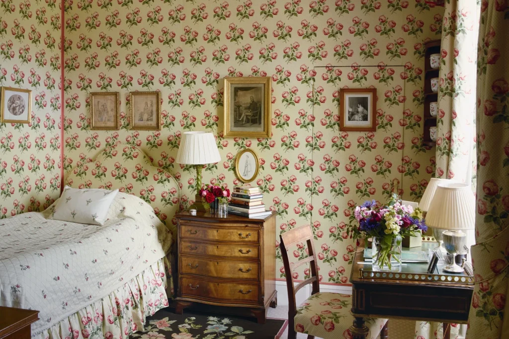 Floral patterned wallpaper bedroom